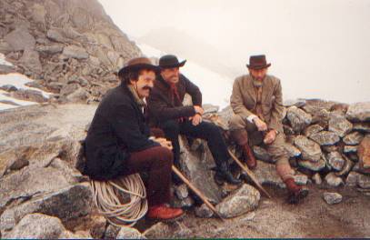 Repos sur la moraine des Nantillons